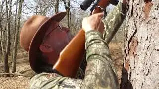 Squirrel Hunt with Darrell and Willie