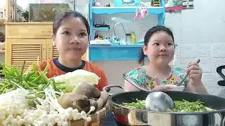 Lẩu Thái Nấm và Rau với Bảo Ngọc