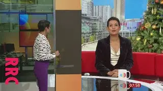 Naga Munchetty @tight trousers and a floppy top