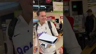 Îți cumpăr tot ce desenezi în 10 secunde