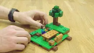 Build a Minecraft Table for your World - LEGO Minecraft - Designer Video