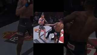 Бешенный боец вырубил СУДЬЮ, а потом и СОПЕРНИКА 😱👊 #shorts