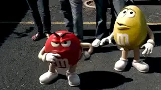 M&M's: Маша не слышит (2009)