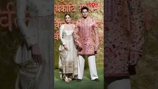 Sidharth Malhotra-Kiara Advani look ADORABLE at Ambani Ganpati Puja 😍 
