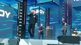TSOY — Лавочки (Половина меня) на концерте в честь дня России 🇷🇺 в Санкт-Петербурге 12.06.2023 4K