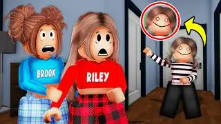 POSSESSED LITTLE GIRL Followed Us To SLEEPOVER In Roblox Snapchat!