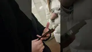 подайте 200р на хостел. Русские на заработках в метро