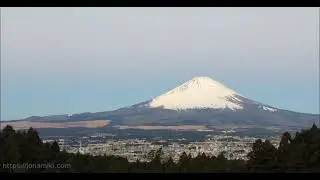 Timelapse: Sunrise over Mt. Fuji