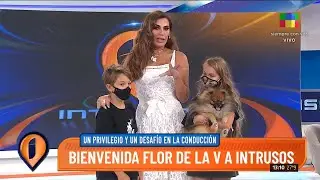 🥰 La emoción de Flor de la V en la apertura de #Intrusos junto a sus hijos 🥰