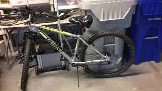 Bike Accessories - UShake Water Bottle, Roam Phone Mount,  SCOSCHE BOOMBARS, Giddy Up! Seat