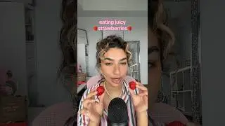 asmr eating these juicy strawberries 🍓 #asmr #asmreating #sleep