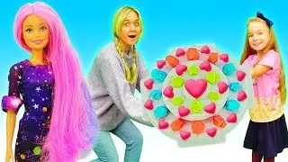 Игры с куклой Барби - Торт из Плей До! - Лепим из пластилина play doh вкусняшки.