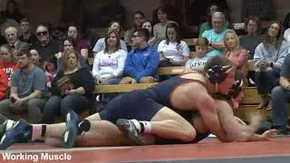 COLLEGE WRESTLERS