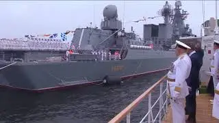 Боевую мощь показали корабли ТОФ в День ВМФ