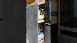 Комбинированная кухня без ручек с профилем GOLA