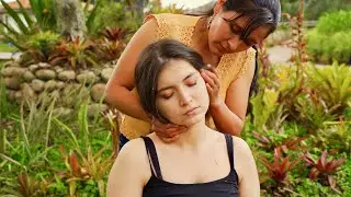 Doña Esperanzas organic ASMR massage & energy cleansing (with gentle whispering)