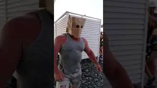 Когда пришел купаться и забыл плавки  Алеша в Сочи