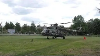 У Бродах біля лікарні приземлився вертоліт