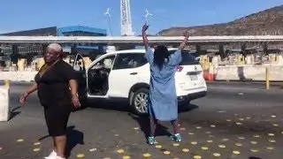Irate Woman Goes Mad At Officials For US Border Closure