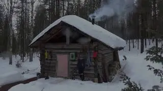 С НОЧЕВКОЙ НА ИЗБУ. ОХОТА НА КУНИЦУ КАПКАНАМИ.  ДВЕ КУНИЦЫ.HUNTING THE MARTEN TRAPS. TWO MARTENS.