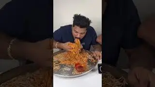 STREET MAGGI Vs STREET CHOWMEIN EATING CHALLENGE🔥 BROTHER Vs BROTHER 😍 #shorts #foodie #foodlover