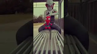 Voodoo Skills Spider-Man & SpiderGwen 