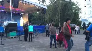Рамешки. У ДК. Хочешь жить весело- танцуй!
