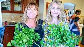 LESBIAN GRANDMAS ON THANKSGIVING!