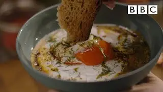 Nigellas dreamy Turkish Poached Eggs - BBC