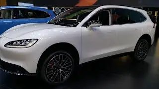 Static experience of the Yuanhang H8, the Chinese version of the Porsche Cayenne.