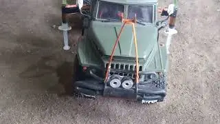 Лесовоз УРАЛ 4320 с манипулятором  ...