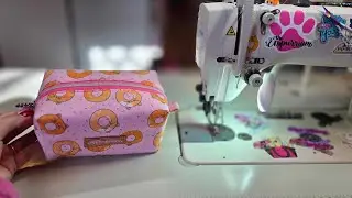 Sewing a Boxy Bag with No Raw Seams - 13 Days of Christmas Day 12