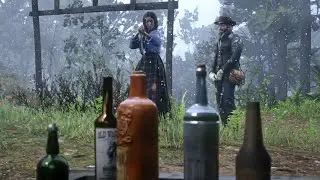 RDR2 - Here's what happens if Arthur shoots at Charlotte's house instead of bottles