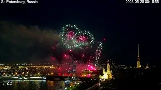 Петровский Фестиваль Огня на День города Санкт-Петербурга. Вид на стрелку Васильевского острова.