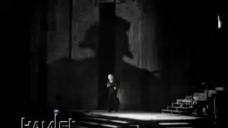 Hamlet and The Ghost - Richard Burton, John Gielgud (1964)