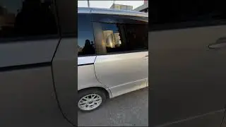 Японская элегантность в движении: Отзыв о Toyota Noah из Японии