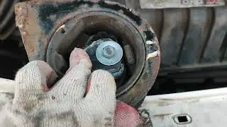 Форд Транзит 6 2.0л 100л/с порвало правый привод ищем причину устраняем.