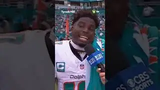 Tyreek Hill pretends to be handcuffed after pre-game detainment #nfl  #shorts
