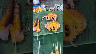 Vietnam Street Food 🇻🇳 #4kwalk #travel #streetfood #hoian #vietnam #foodie