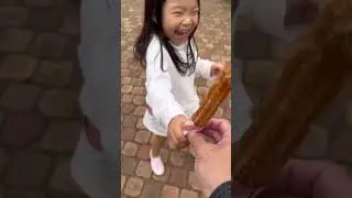 Sister gives away her churro (Best of Hungry FAM, 5.1M views)