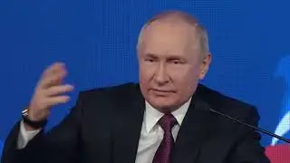 Владимир Путин удивился, почему Бэтмен известен, а наш богатырь – нет