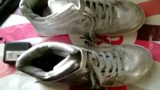 Кеды. Магазин бонприкс. тильная модель на шнурках и ремешке с застежкой «велкро»