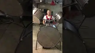 Музыкальные инструменты из металла!)