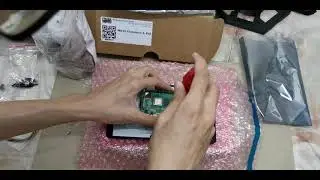 [UNBOXING + SETUP] Raspberry Pi 4 - 4gb and 7 inch touch screen.