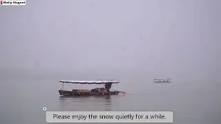 Snowing in China