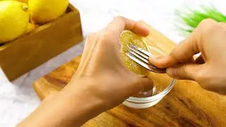 How to Squeeze a Lemon