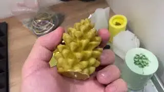Свечи из воска ,заливка воска в формы для свечей