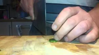 Карвинг ножом ЦайДао. Как сделать Листик из огурца