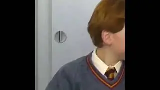 Маленький Рон в гримёрной