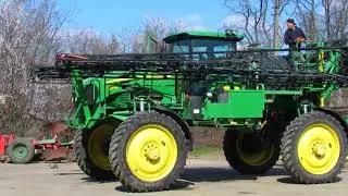 Опрыскиватель John Deere 4730